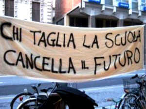 sciopero-scuola1-300x205